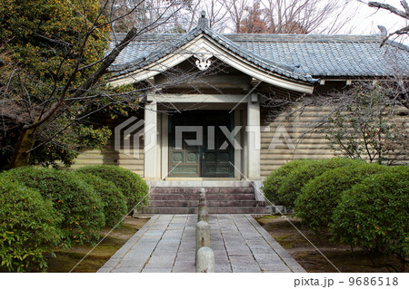 京都　広隆寺　旧霊宝殿 9686518