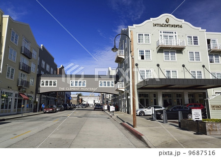 キャナリー・ロウ 9687516