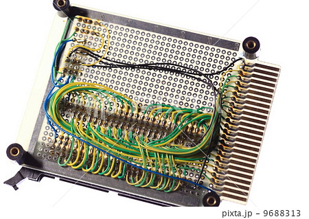 手づくりマイコンの配線 9688313