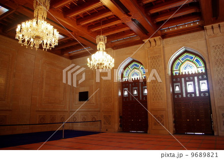 スルタン・カーブース・グランド・モスク　女性礼拝所 9689821