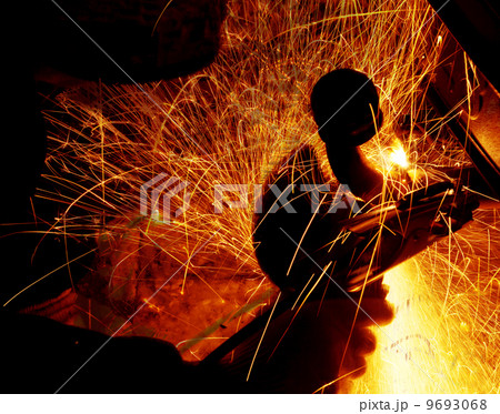 sparks during welding car bottom 9693068