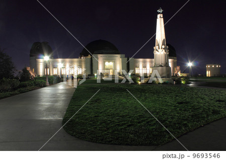 夜のグリフィス天文台 夜のグリフィス天文台 9693546