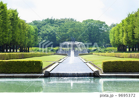 昭和記念公園の噴水 9695372