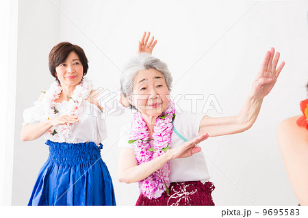 フラダンス教室  9695583