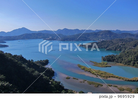 台湾　南投県　日月潭 (にちげつたん)　全景 9695929