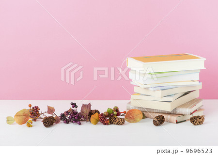 読書の秋 9696523