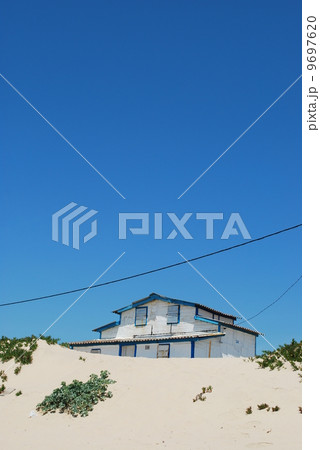 Resort villa on beach dunes (ocean front) Resort villa on beach dunes (ocean front) 9697620
