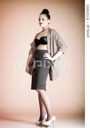 Sexy woman wearing black bra look glance Sexy woman wearing black bra look glance 9705865