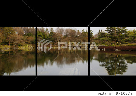 窓から見える庭園 窓から見える庭園 9710575