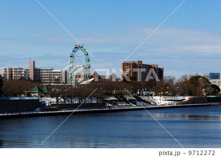 雪景色のあらかわゆうえんと観覧車 雪景色のあらかわゆうえんと観覧車 9712272