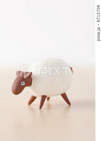 年賀状素材　縦（フチなし） 9713706