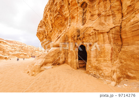 リトル・ペトラ(ヨルダン、ワディ・ムーサ) 9714276