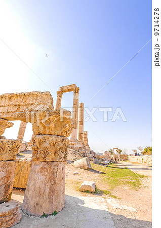 アンマン城塞(ヨルダン、アンマン) アンマン城塞(ヨルダン、アンマン) 9714278