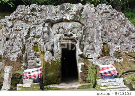 ゴア・ガジャ 9718152