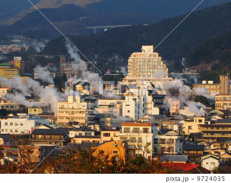 別府・鉄輪温泉の湯煙 9724035