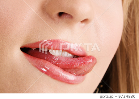 Alluring female lips Alluring female lips 9724830