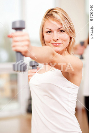 Group training in a fitness center 9726046