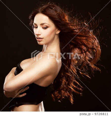 Gorgeous brunette 9726811