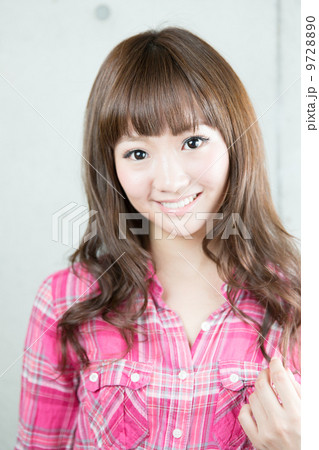 若い女性 9728890