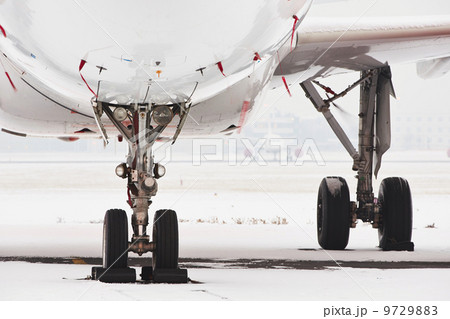 Snow at the airport Snow at the airport 9729883