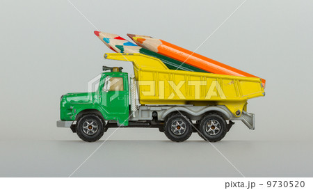 Very ol toy car (1970) with color pencils Very ol toy car (1970) with color pencils 9730520
