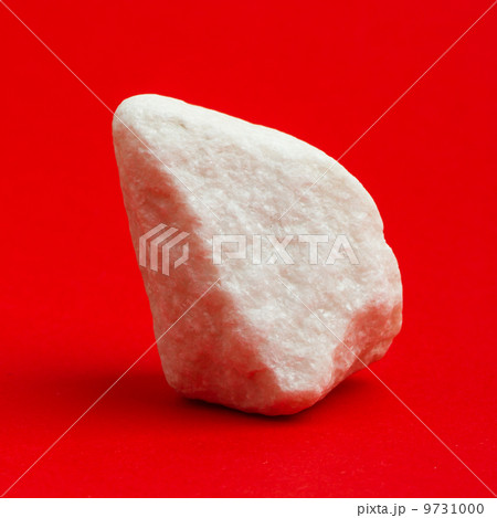 Glittering white stone isolated Glittering white stone isolated 9731000