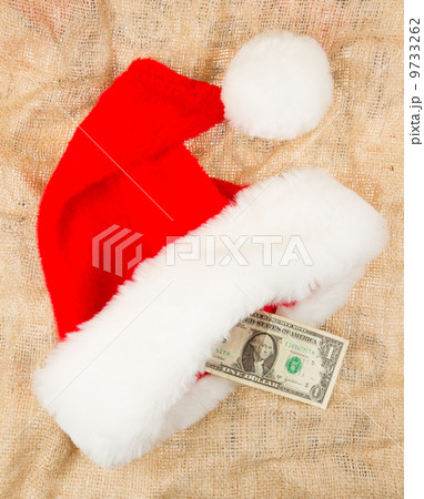 Santa's crisis budget 9733262