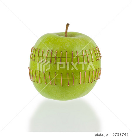 Sliced apple halves 9733742