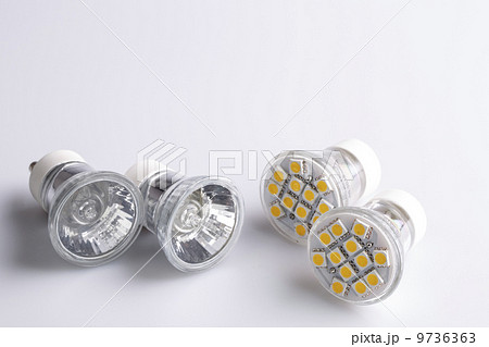 Modern LED bulbs with classic old bulbs 9736363