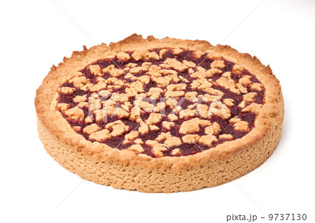 Raspberry jam tart, italian homemade crostata Raspberry jam tart, italian homemade crostata 9737130