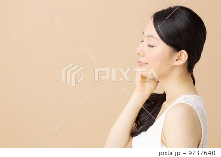 ビューティー ビューティー 9737640