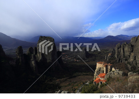 世界遺産メテオラの風景 Meteora monasteries in Greece 世界遺産メテオラの風景 Meteora monasteries in Greece 9739433