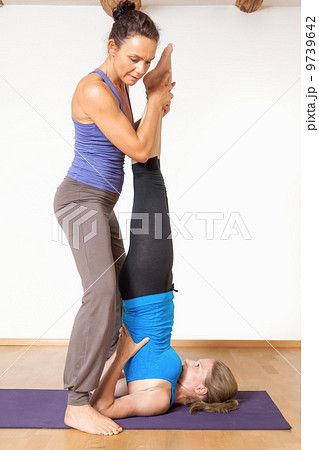 yoga teacher 9739642