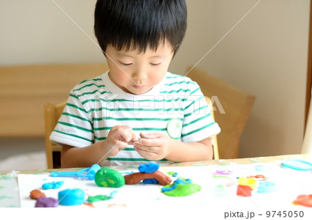 子供 9745050