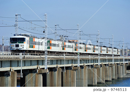 2014/01/12 東海道本線 茅ヶ崎-平塚 JR東日本 185系 A7編成(大宮) 『踊り子』 2014/01/12 東海道本線 茅ヶ崎-平塚 JR東日本 185系 A7編成(大宮) 『踊り子』 9746513