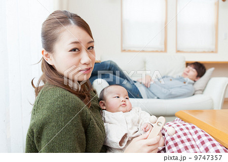 3 months old 3 months old 9747357