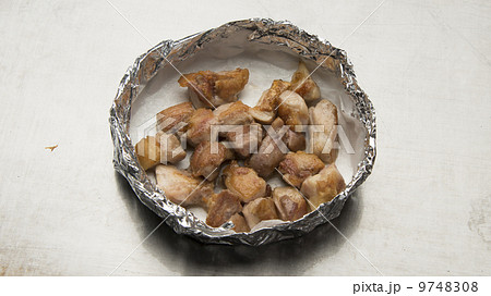 鶏の塩だれ焼き 鶏の塩だれ焼き 9748308