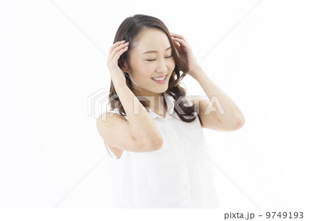 若い女性 9749193