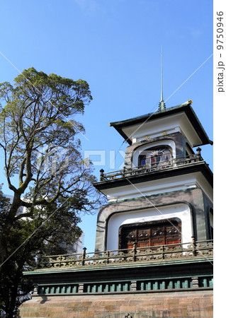 金沢市　尾山神社（神門） 9750946