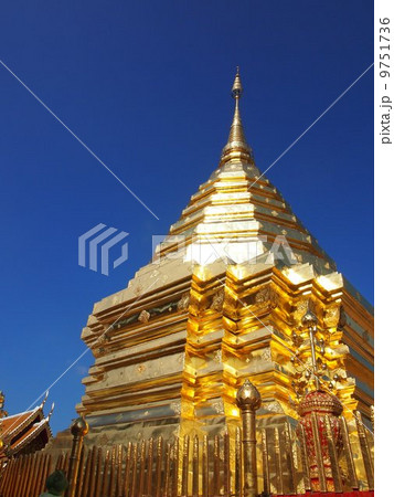 ワット・ドイステープ 9751736