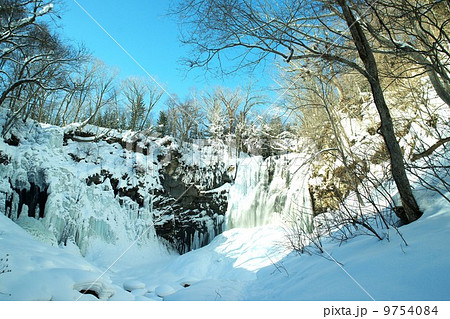 結氷で美しいアシリベツの滝 結氷で美しいアシリベツの滝 9754084