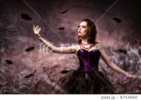 woman dancing woman dancing 9754660