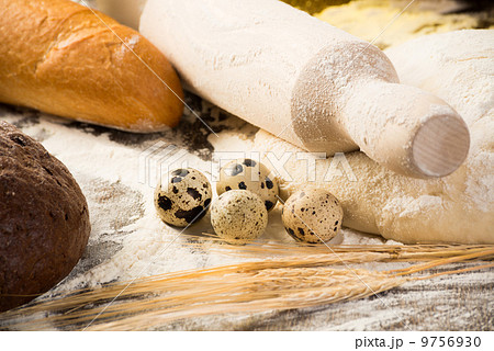 flour, eggs, white bread, wheat ears 9756930