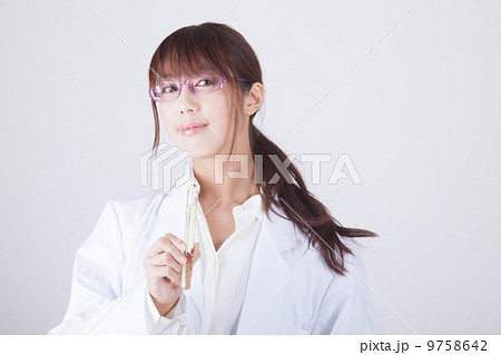 リケジョ 9758642