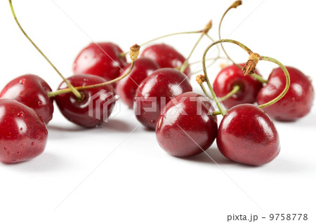 Cherry berries 9758778