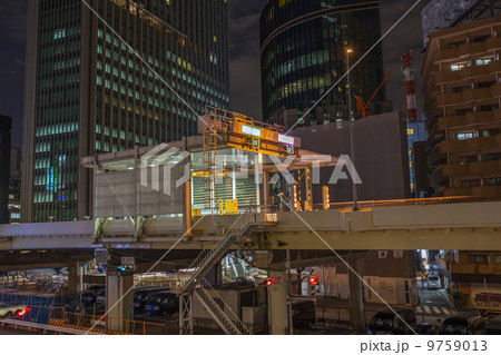 首都高速の汐留料金所  9759013