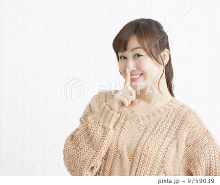 若い女性 9759039