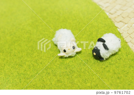 ゴロゴロひつじさん ゴロゴロひつじさん 9761702