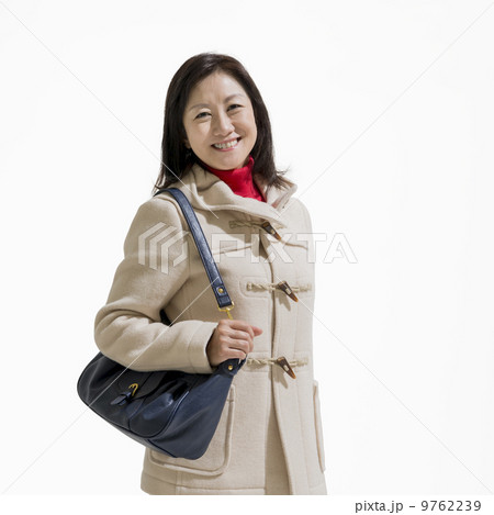 笑顔の女性 9762239