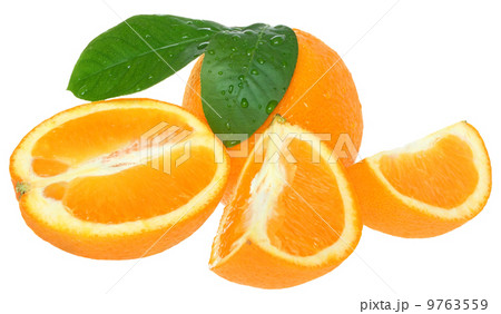 Ripe sliced orange 9763559